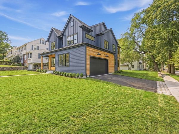 42 Lindbergh Ave, Newton, MA 02465