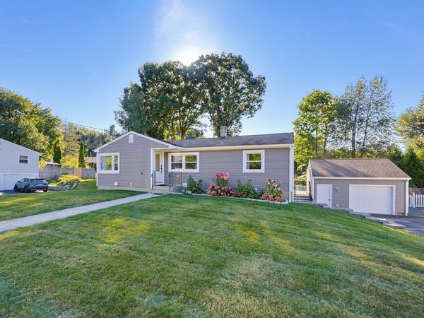7 Phoenix Road, Auburn, MA 01501