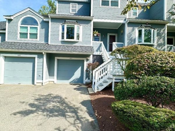 1200 Salem Street, Unit 165, Lynnfield, MA 01940