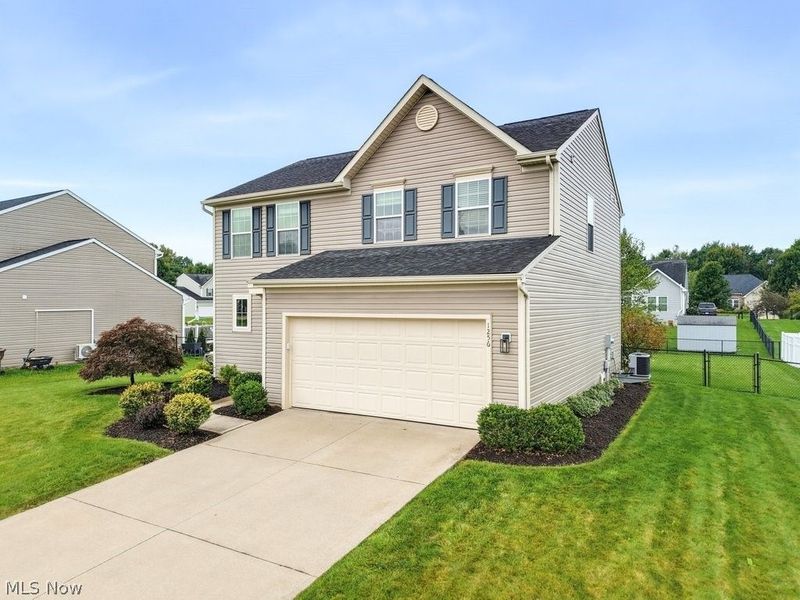 1256 Winter Fern Avenue, Akron, OH 44312 Photo 2