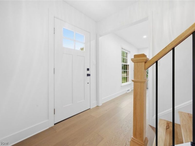 1920 Hampton Road, Rocky River, OH 44116 Photo 4