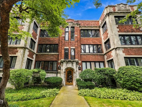5650 S Dorchester Avenue, Unit 1, Chicago, IL 60637