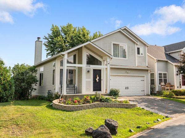 1779 Hickory Park Lane , Aurora, IL 60504