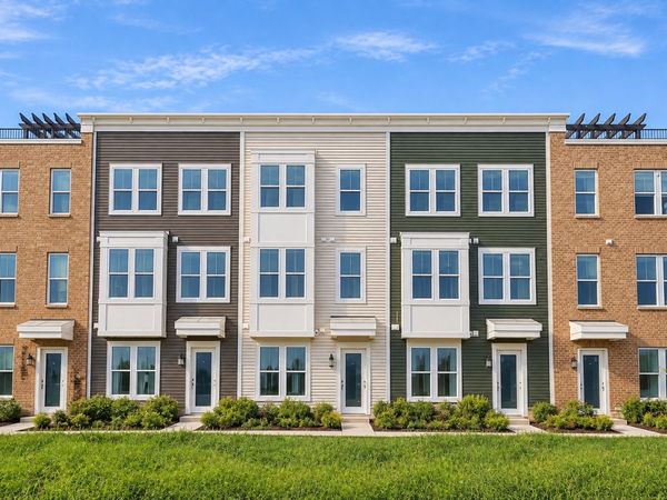 1711 Pratt Court , Unit 24166, Hoffman Estates, IL 60192
