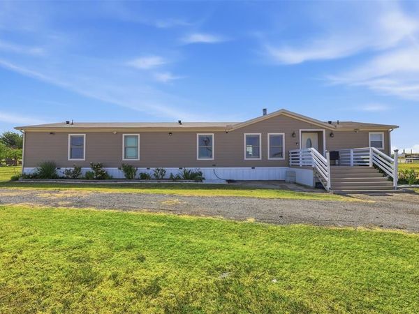 5812 Black Springs Lane, Joshua, TX 76058