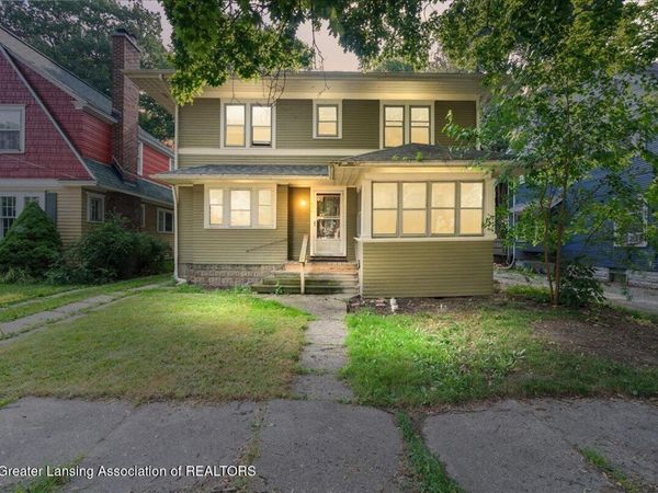 435 Regent Street, Lansing, MI 48912