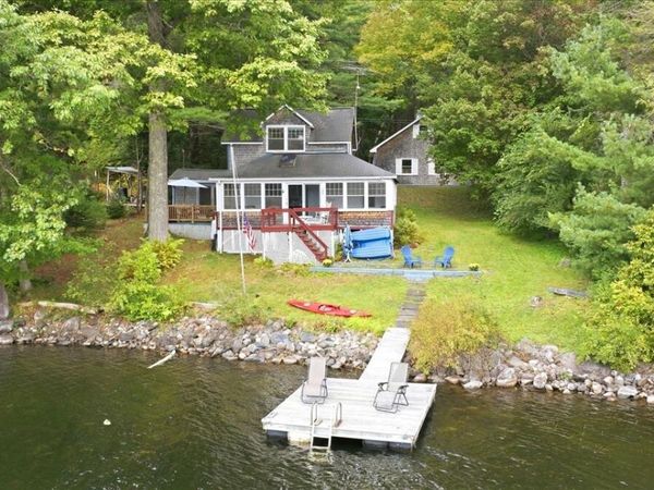 34 Maranacook Station Lane, Winthrop, ME 04364