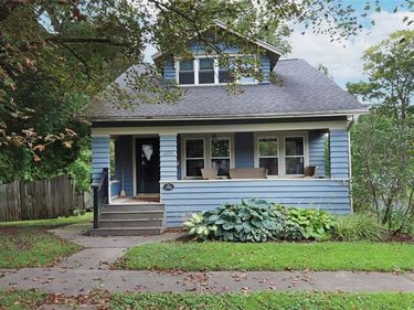 400 Warren Street , Fayetteville, NY 13066
