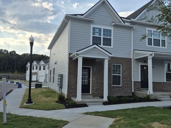 111 Dry Canyon , La Vergne, TN 37086