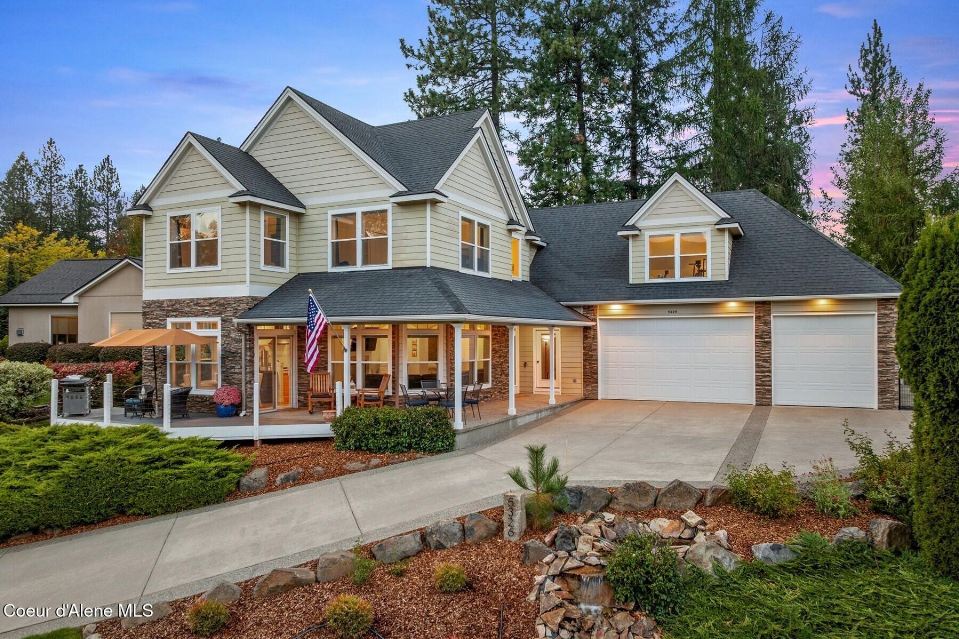 5326 E Shoreline Dr, Post Falls, ID 83854 Main Photo