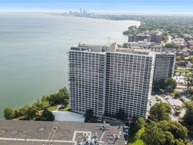 12700 Lake Avenue, Unit 411, Lakewood, OH 44107 Photo 27