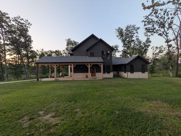 140 Luella Drive , Seymour, MO 65746