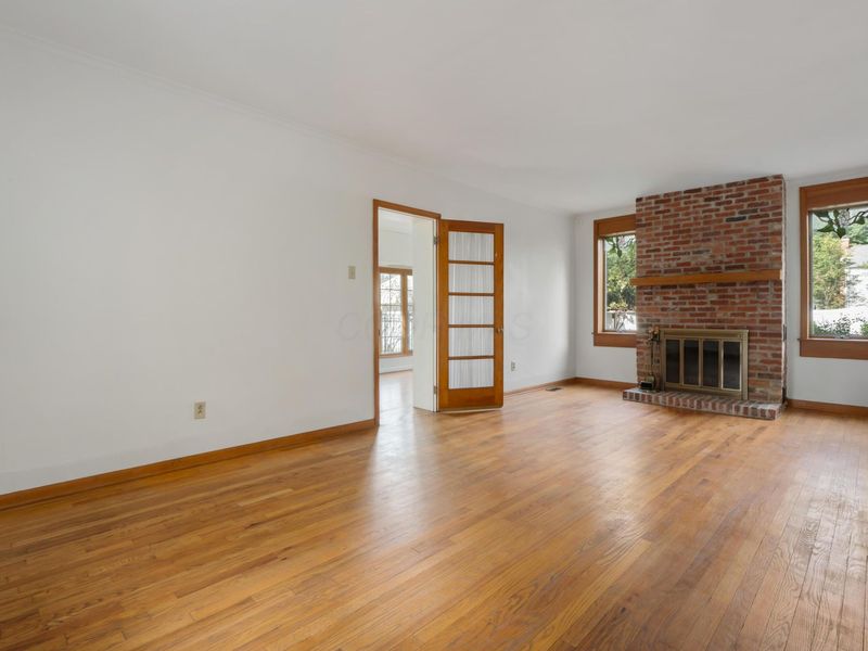 320 E Longview Avenue, Columbus, OH 43202 Photo 10