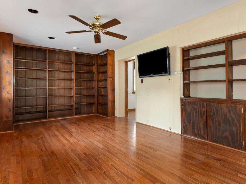 320 E Longview Avenue, Columbus, OH 43202 Photo 21