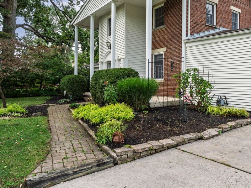 320 E Longview Avenue, Columbus, OH 43202 Photo 5