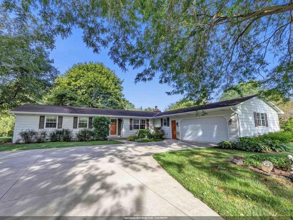 3826 HIDDEN VALLEY LANE, Green Bay, WI 54311