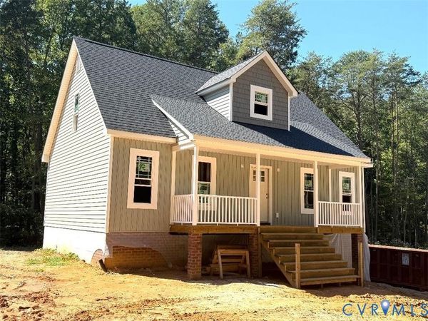 1661 Lakeside Drive , Powhatan, VA 23139