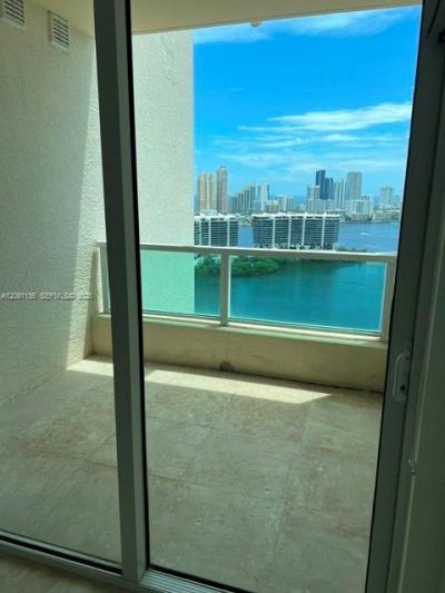 3330 NE 190th St , Unit LPH14, Aventura, FL 33180 Photo