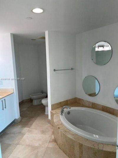 3330 NE 190th St , Unit LPH14, Aventura, FL 33180 Photo