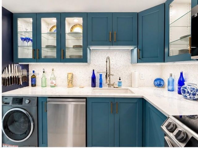 800 West Ave , Unit 435, Miami Beach, FL 33139 Photo