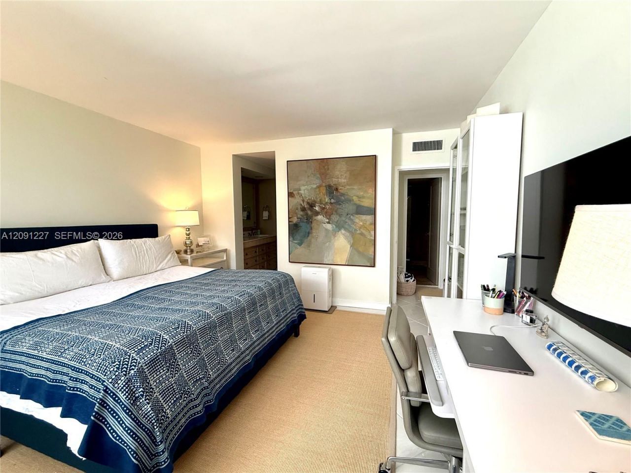 800 West Ave , Unit 435, Miami Beach, FL 33139 Photo