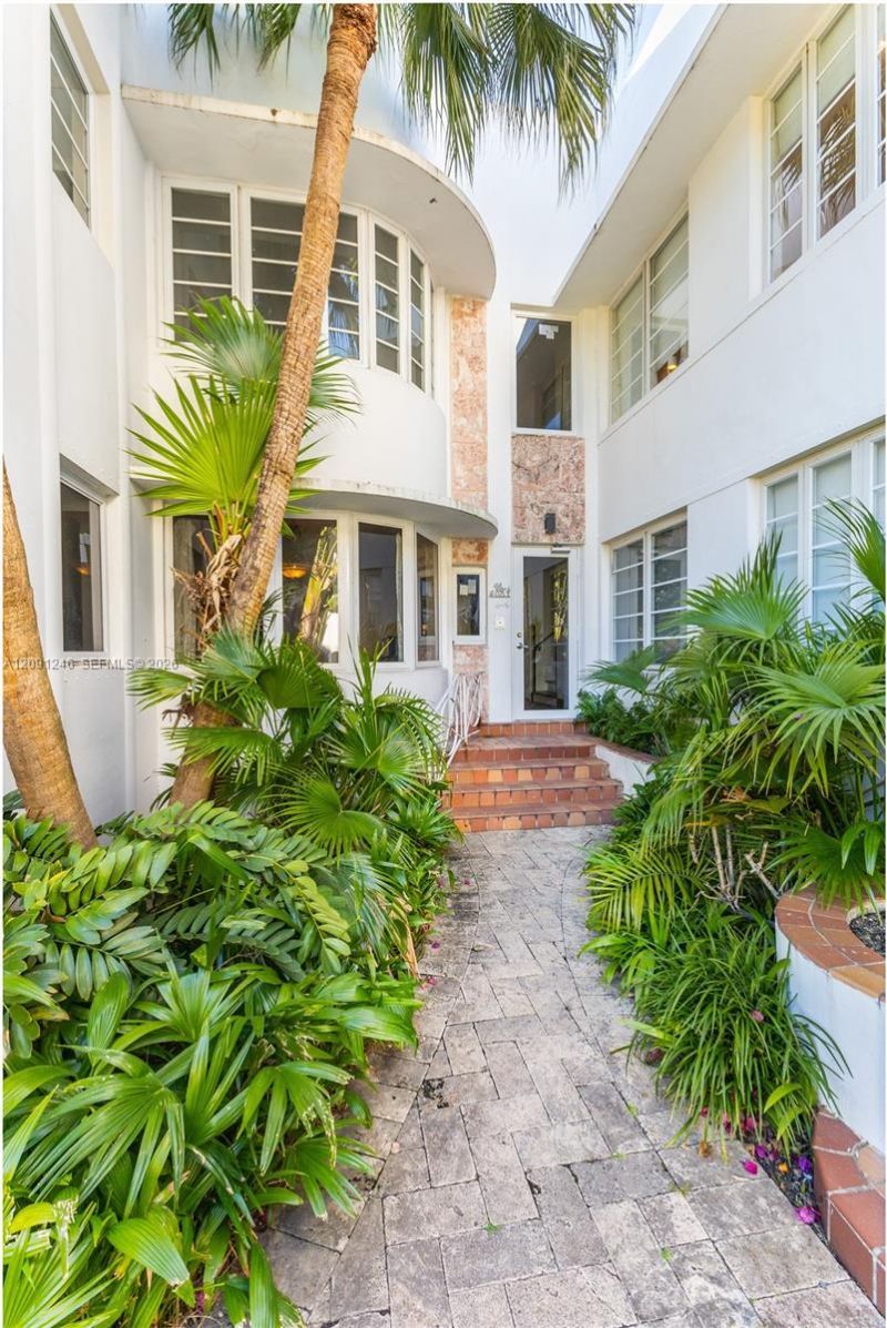 711 14th St, Unit 4, Miami Beach, FL 33139 Photo