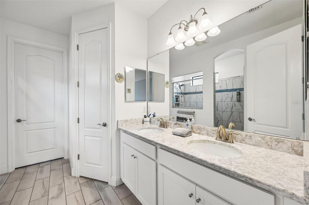 4024 Salida Delsol Drive, Sun City Center, FL 33573 Photo