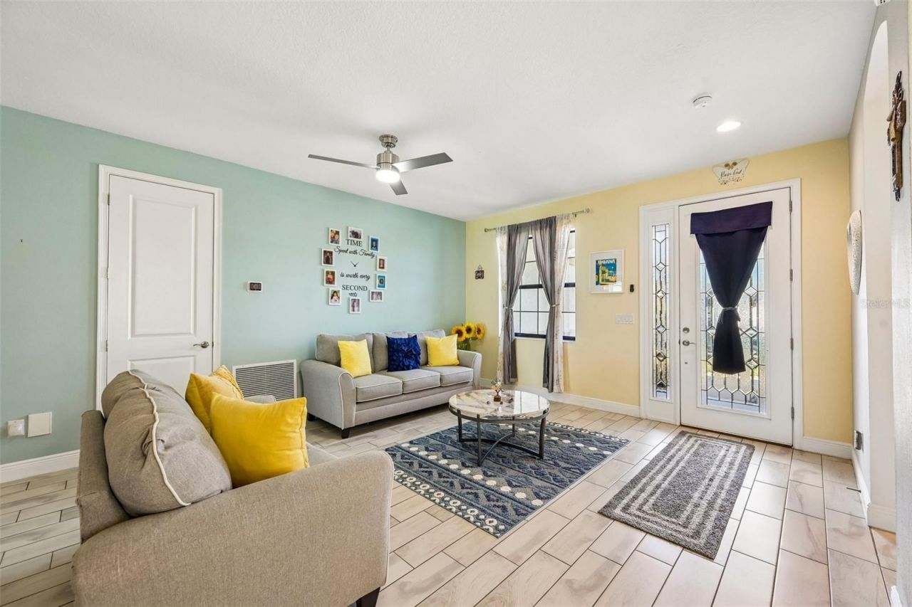 4024 Salida Delsol Drive, Sun City Center, FL 33573 Photo