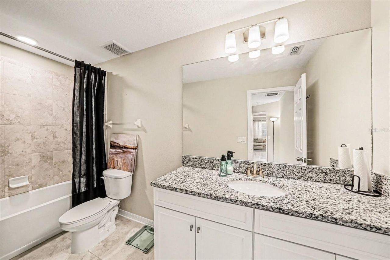 2648 Sunny Pebble Loop, Zephyrhills, FL 33540 Photo