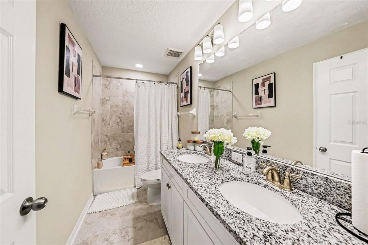 2648 Sunny Pebble Loop, Zephyrhills, FL 33540 Photo