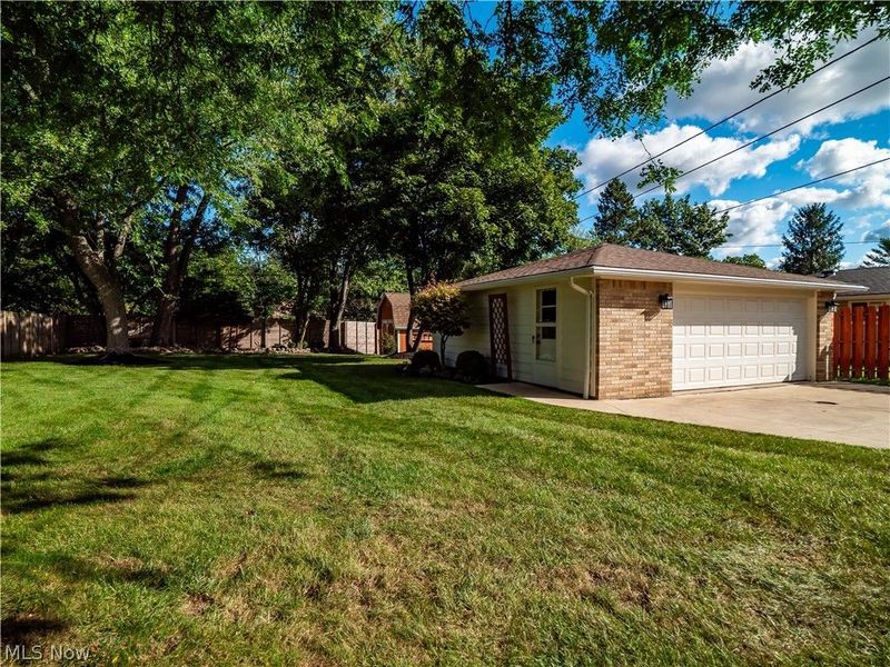 7930 Royalview Drive, Parma, OH 44129 Photo 10