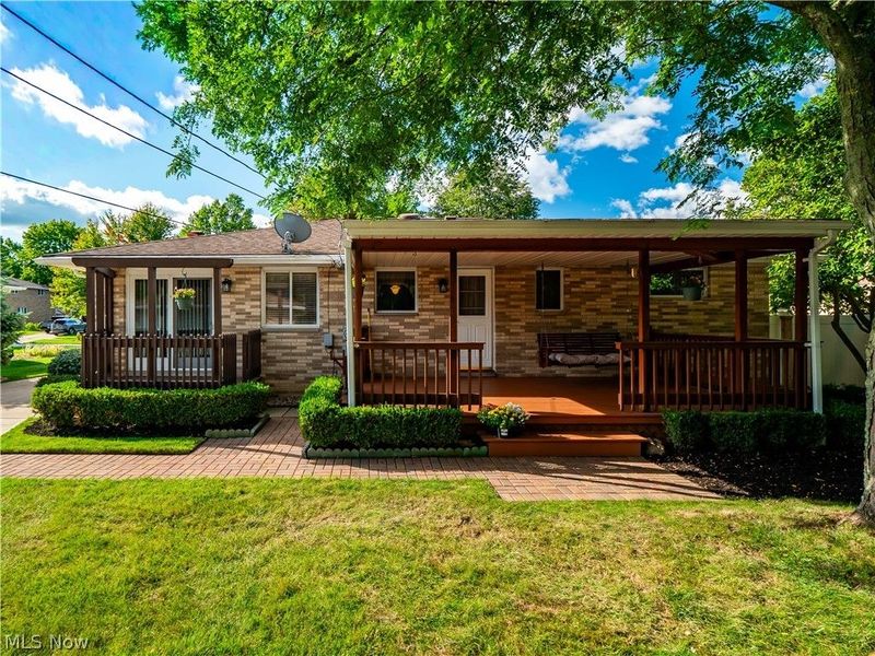 7930 Royalview Drive, Parma, OH 44129 Photo 11