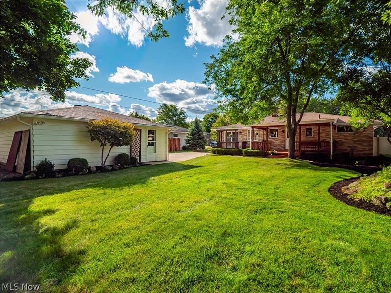 7930 Royalview Drive, Parma, OH 44129 Photo 12