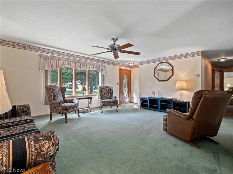 7930 Royalview Drive, Parma, OH 44129 Photo 21