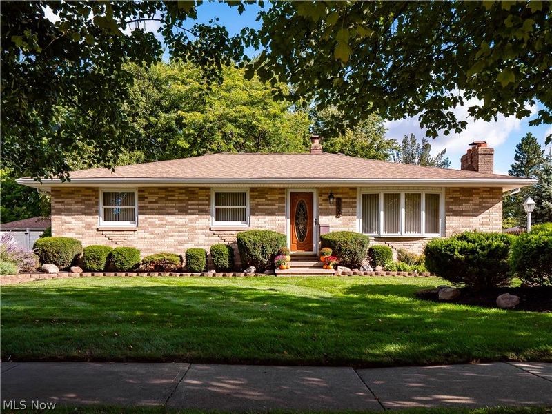 7930 Royalview Drive, Parma, OH 44129 Photo 5