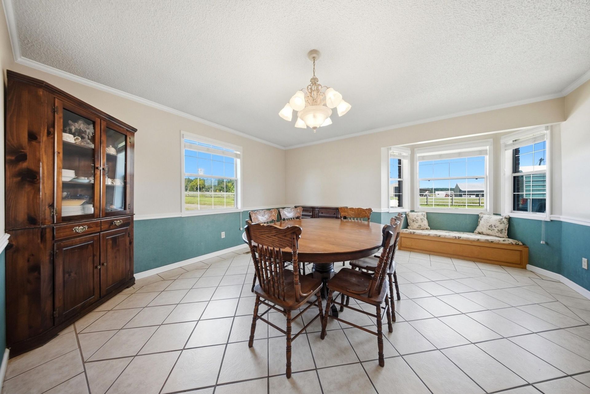 104 Addison Road Photo 15