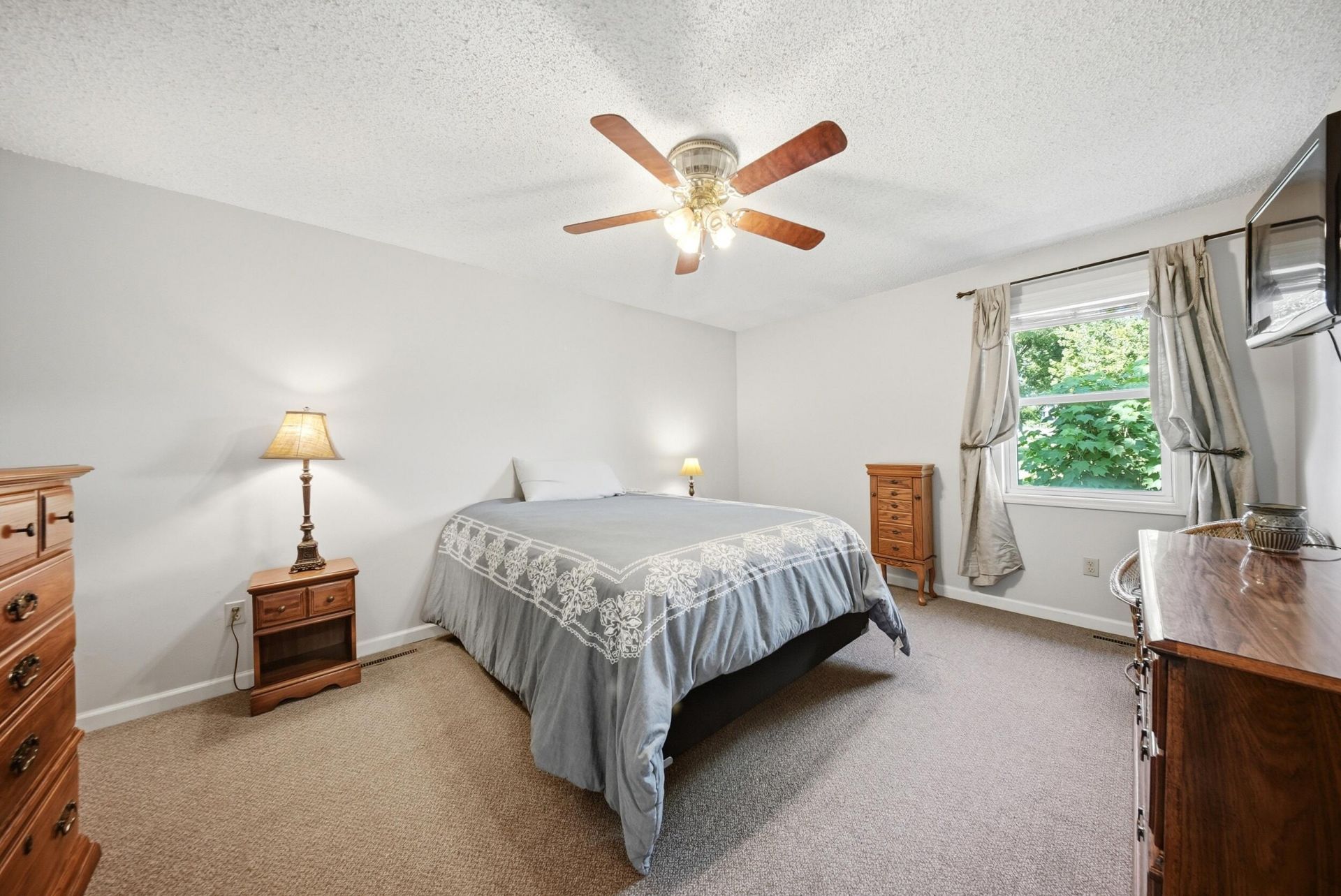 104 Addison Road Photo 19
