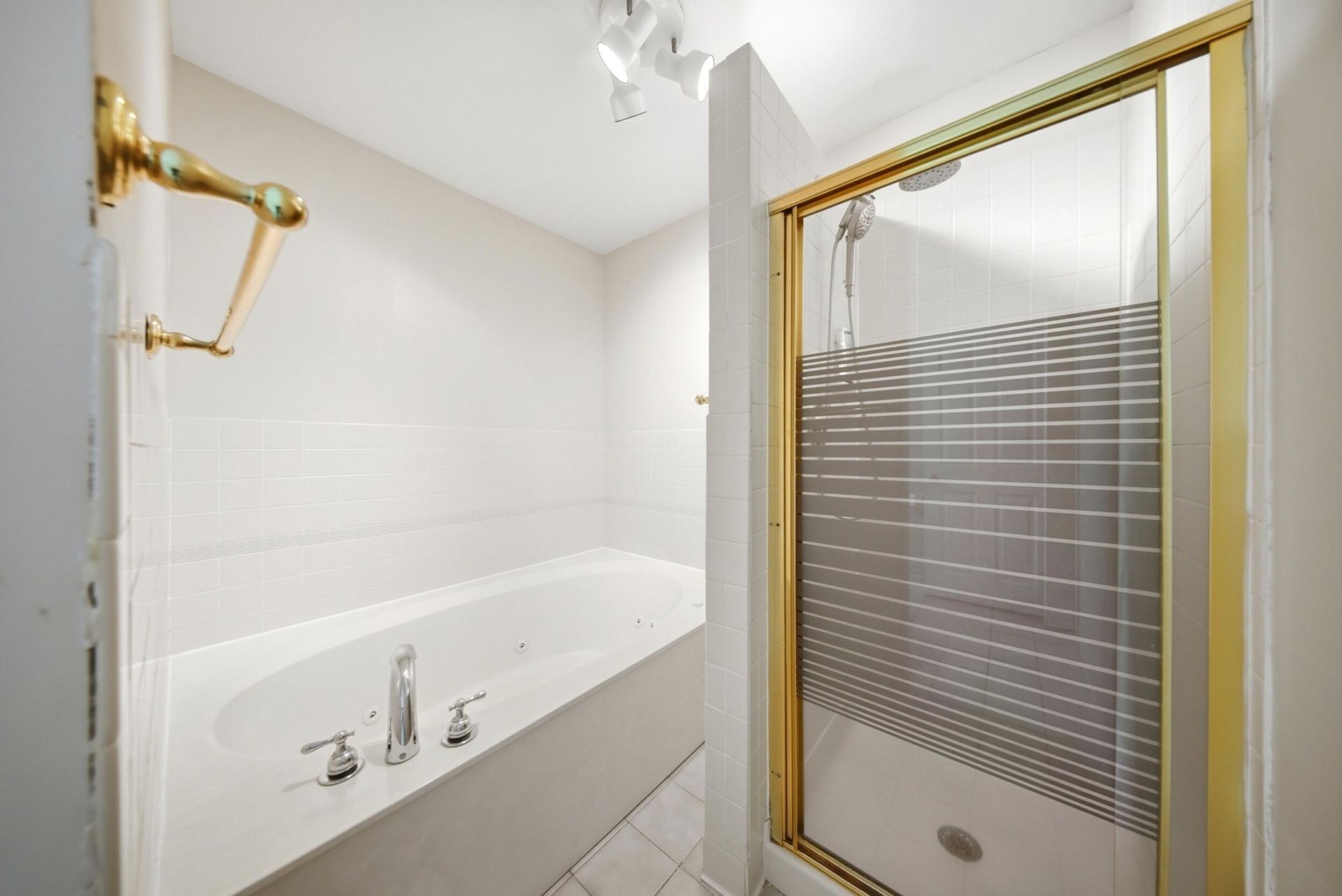 104 Addison Road Photo 21