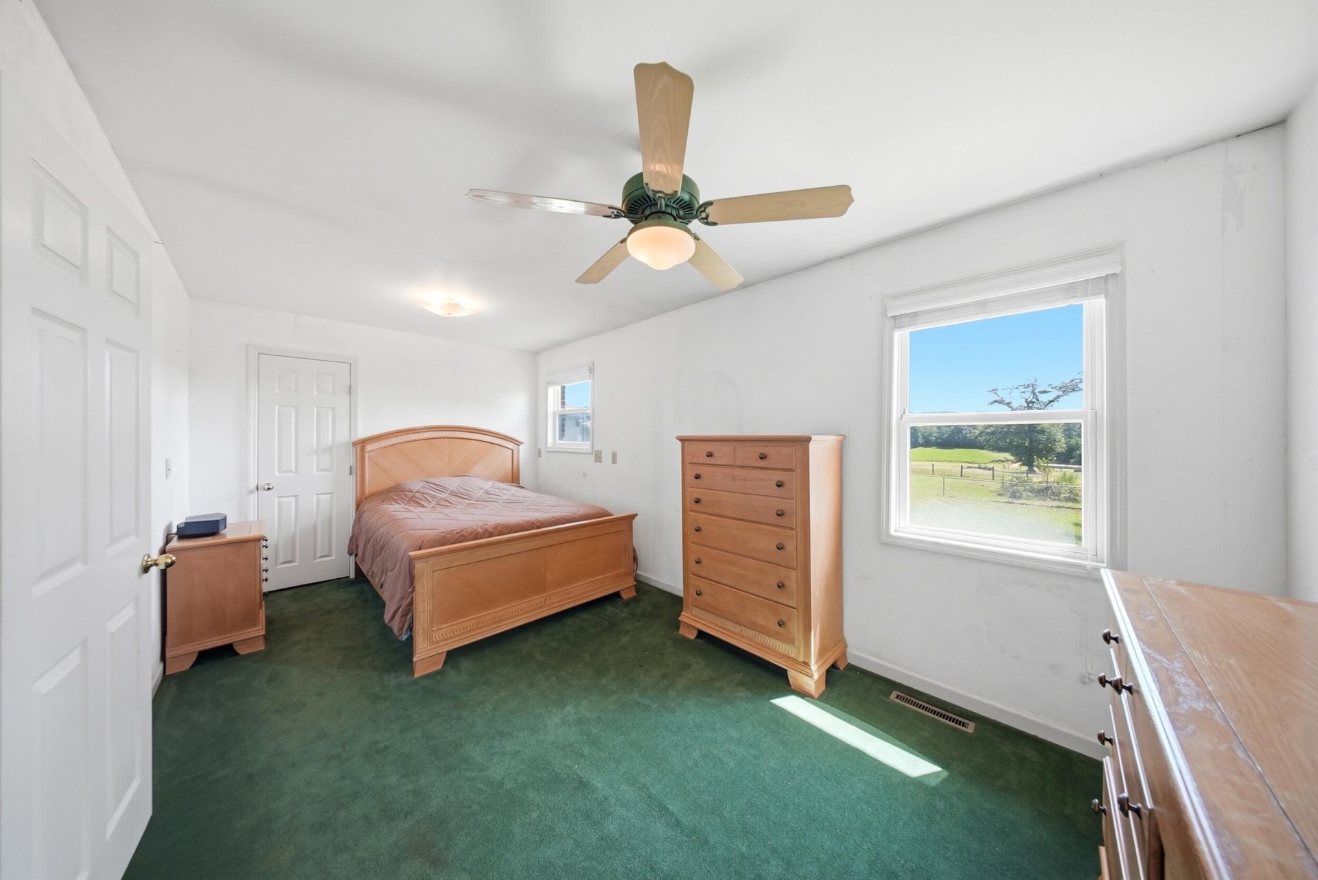 104 Addison Road Photo 24
