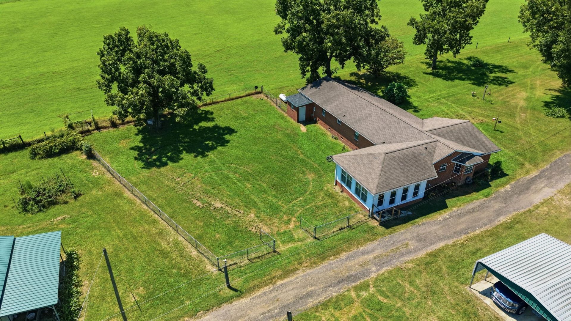 104 Addison Road Photo 41