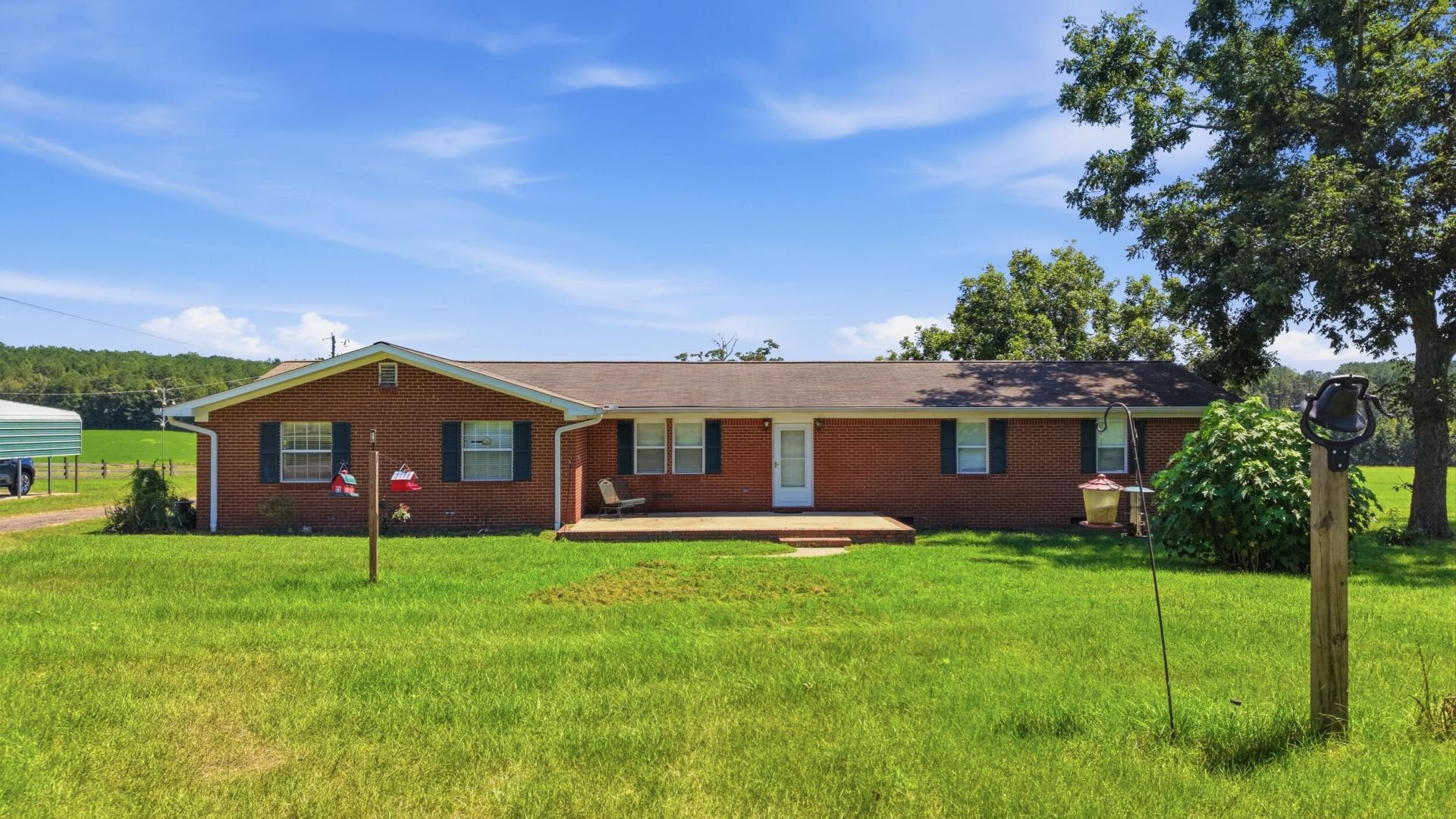 104 Addison Road Photo 6