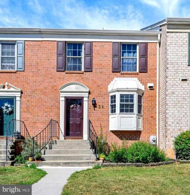 38 SILVERTON COURT, COCKEYSVILLE, MD 21030