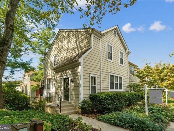 20014 LAKE PARK DRIVE, Unit 121, GERMANTOWN, MD 20874