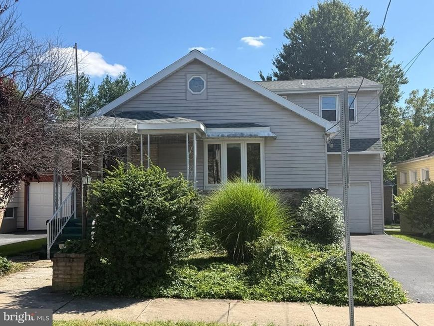 1308 E Caracas Avenue , Hershey, PA 17033 Main Photo