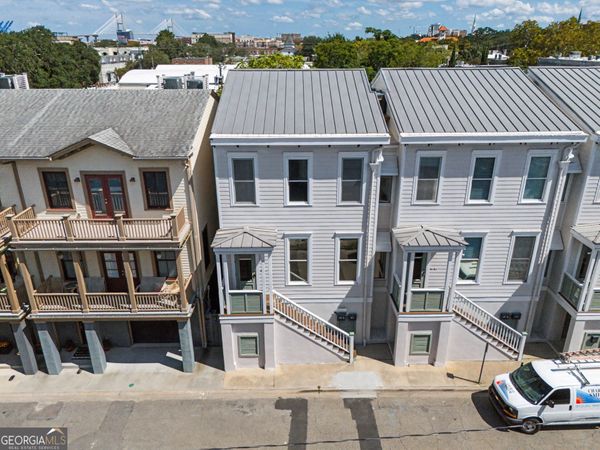 302 Lorch Street, Unit 204, Savannah, GA 31401