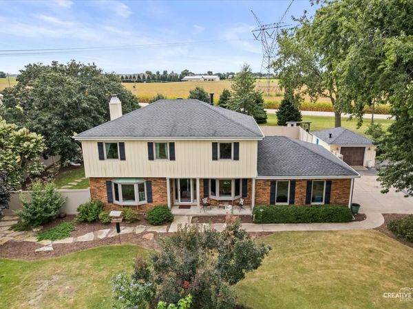 4S170 Hazelcrest Drive , Sugar Grove, IL 60554