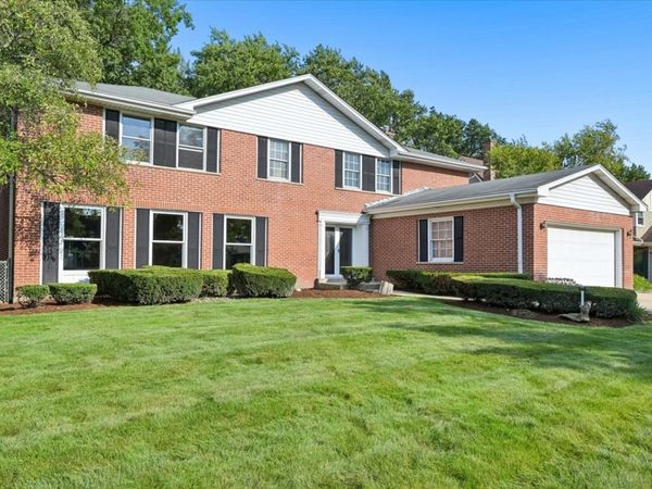 937 Sutton Drive , Northbrook, IL 60062