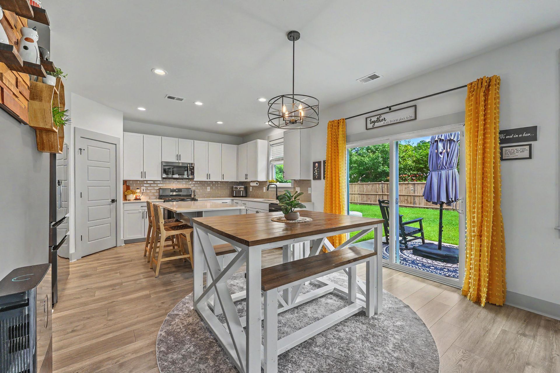 201 Whirlaway Drive Photo 17
