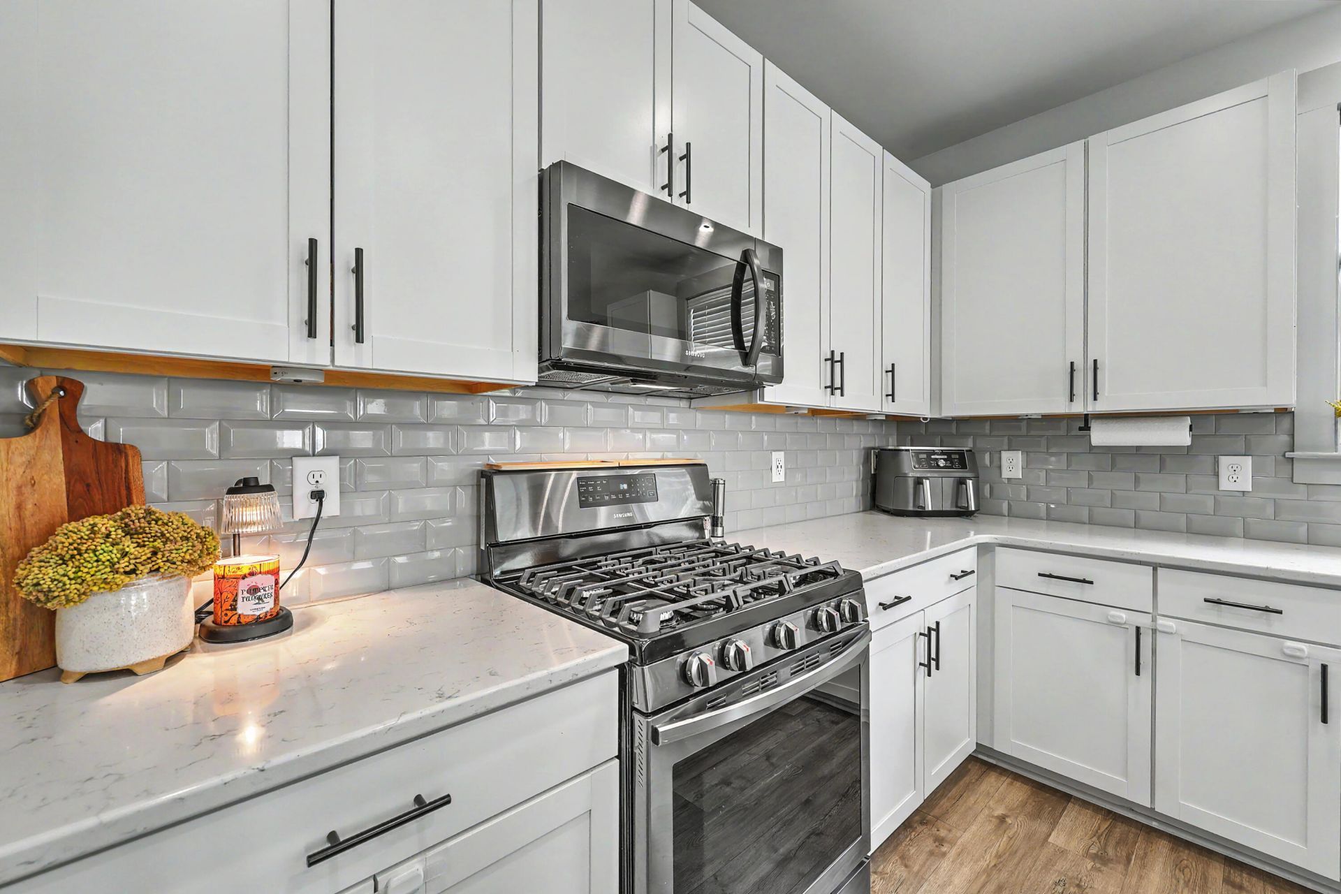 201 Whirlaway Drive Photo 22