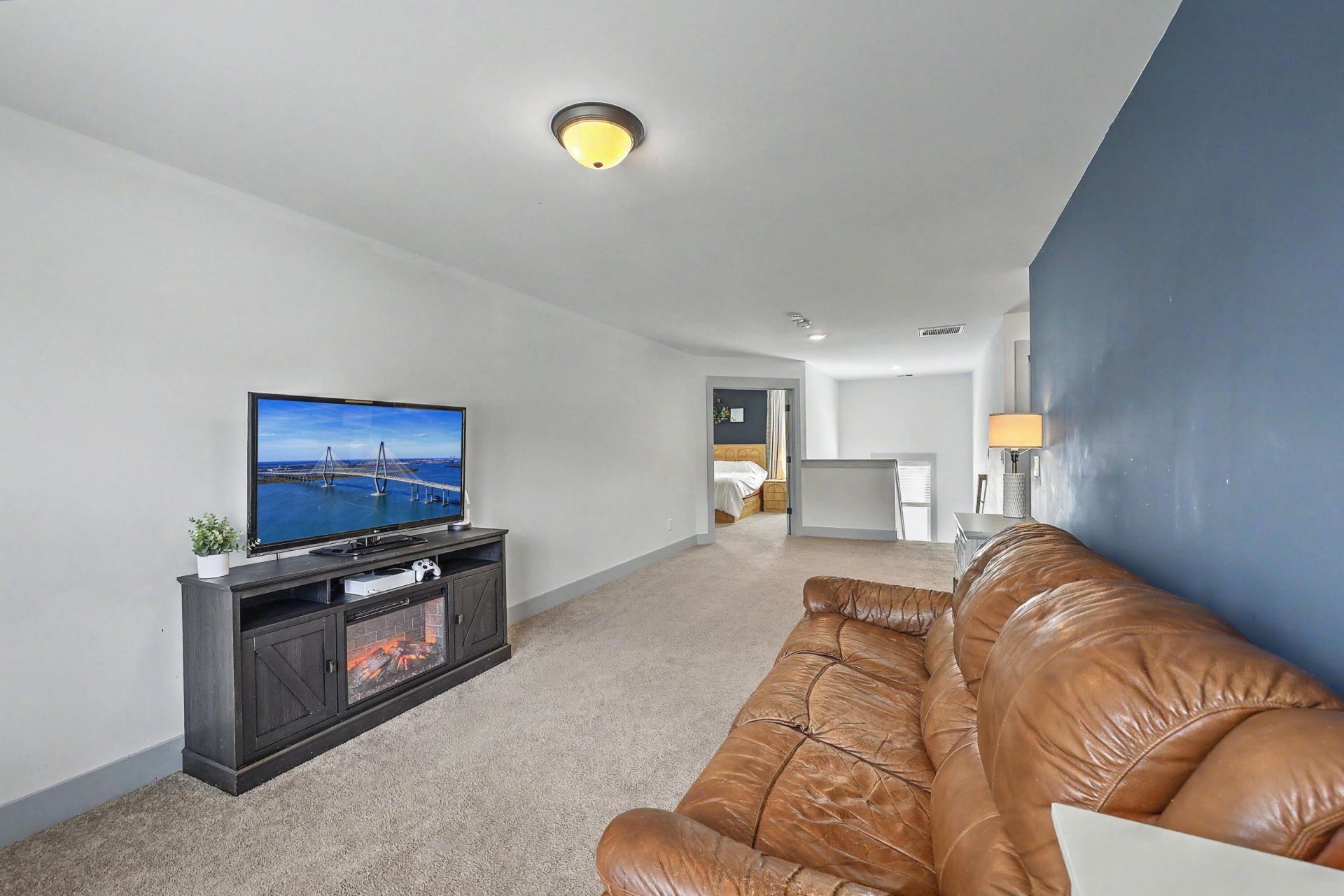 201 Whirlaway Drive Photo 29